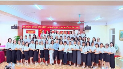 TRƯỜNG MẦM NON KA LONG TỔ CHỨC HỘI NGHỊ NGƯỜI LAO ĐỘNG NĂM HỌC 2025 – 2026